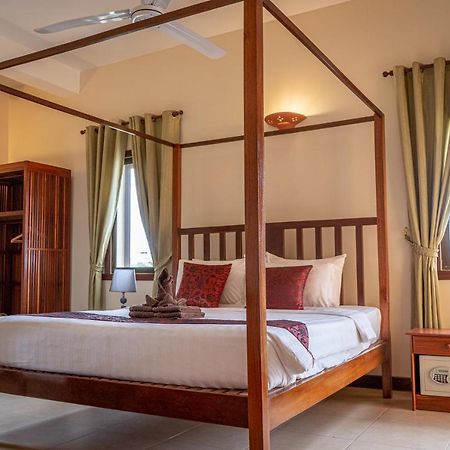 Den Hotel Totonou Siem Reap Bagian luar foto