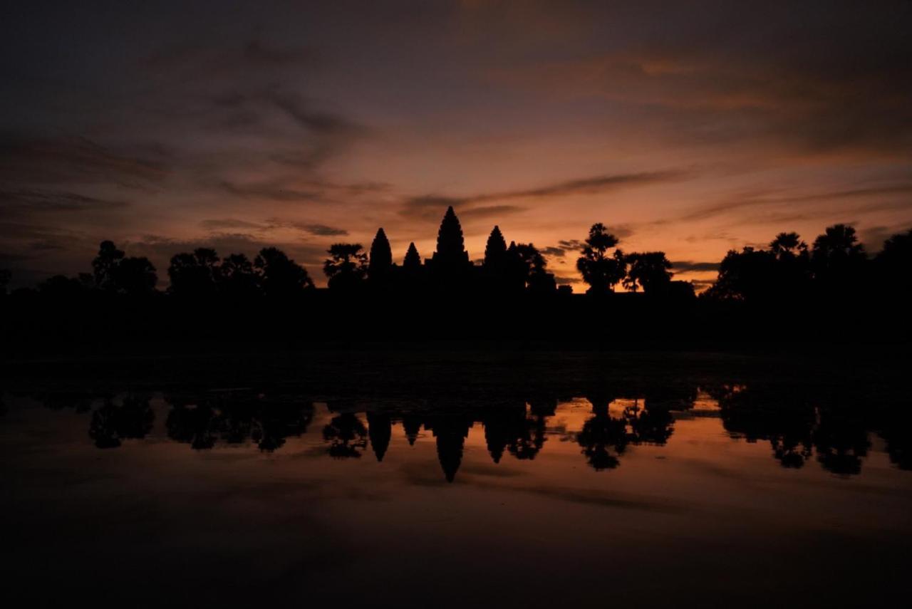 Den Hotel Totonou Siem Reap Bagian luar foto