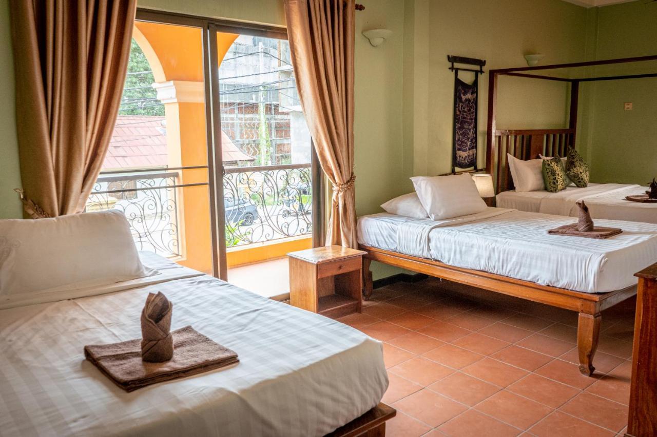 Den Hotel Totonou Siem Reap Bagian luar foto