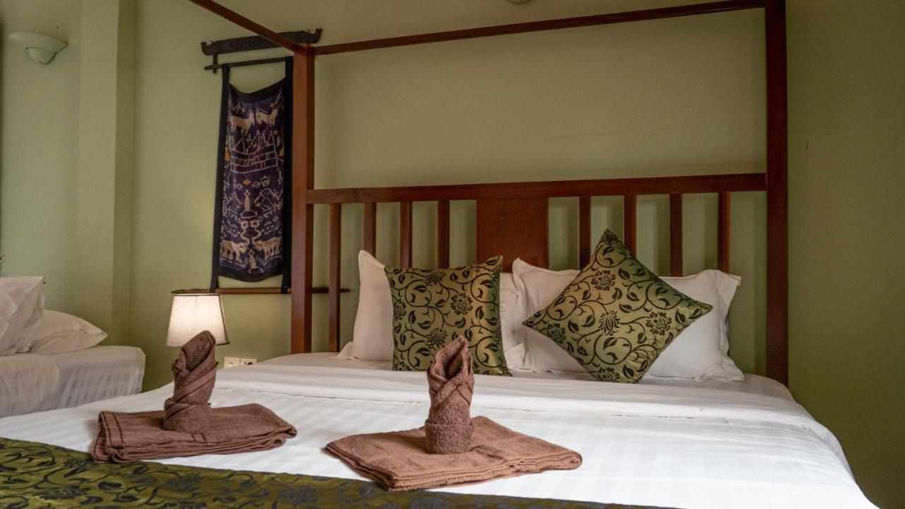 Den Hotel Totonou Siem Reap Bagian luar foto