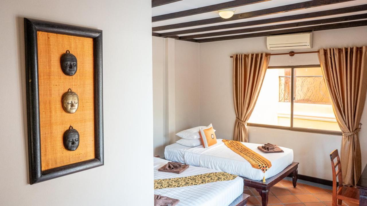 Den Hotel Totonou Siem Reap Bagian luar foto