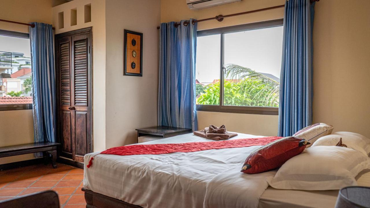 Den Hotel Totonou Siem Reap Bagian luar foto