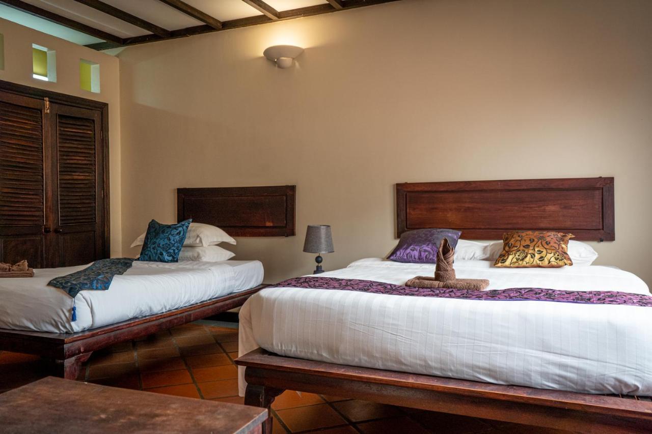 Den Hotel Totonou Siem Reap Bagian luar foto